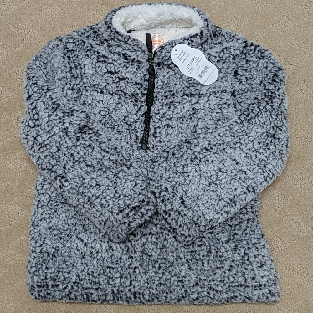NEW with tags super soft sherpa pullover size 5T